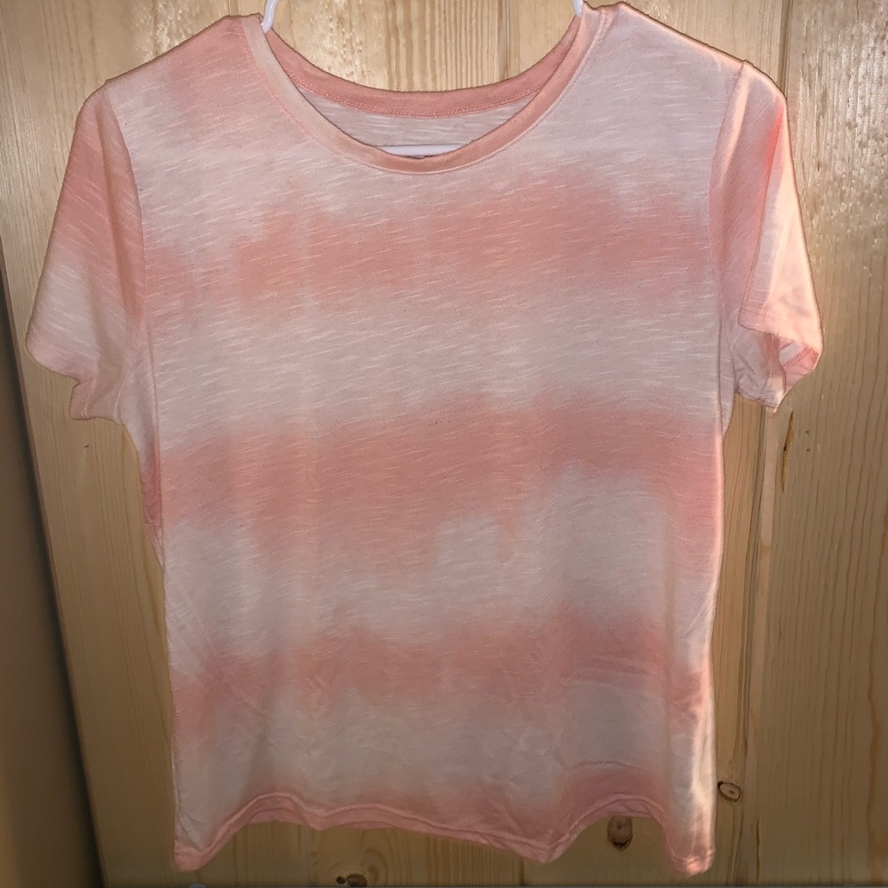 cropped peach and white top